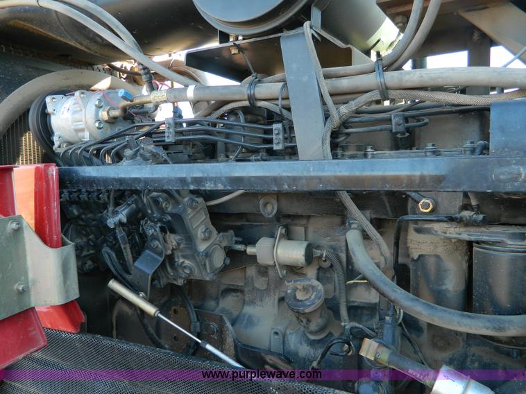 image for item AZ9039 1997 Case IH 8910 tractor