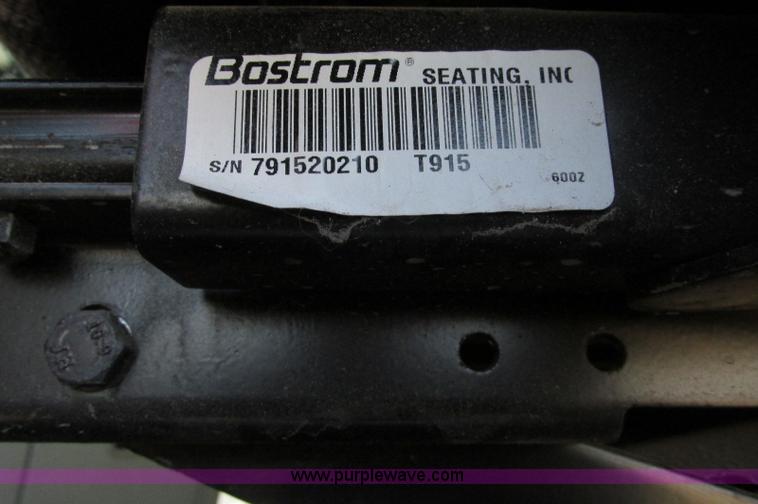 image for item E5218 2007 Freightliner Columbia semi truck