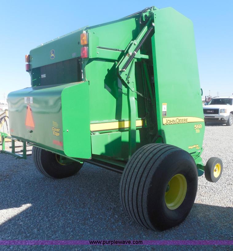 image for item E7737 2008 John Deere 568 round baler