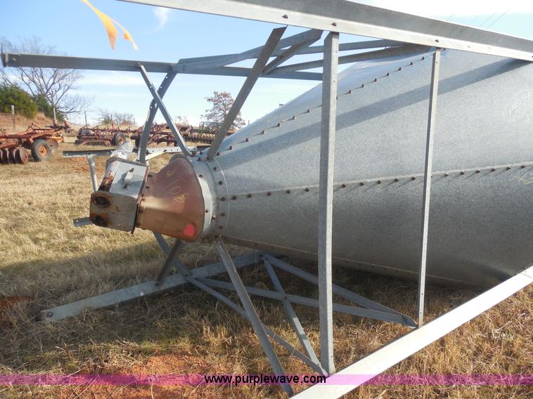 image for item F3196 Grain bin