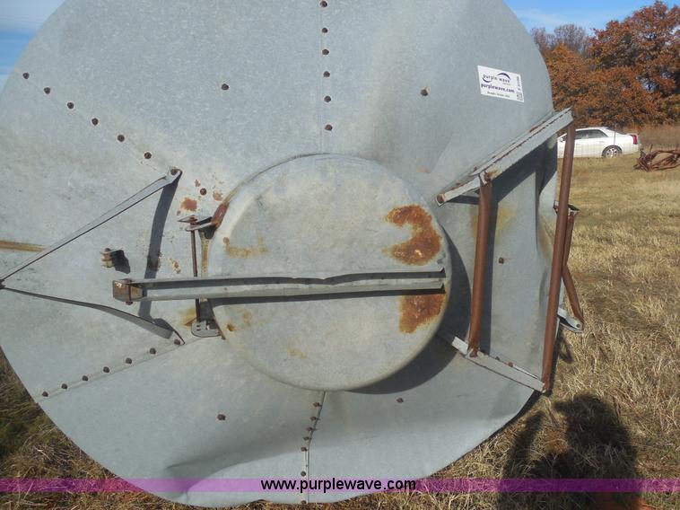 image for item F3196 Grain bin