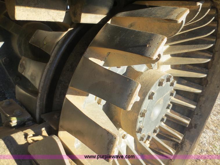 image for item F6730 1998 Caterpillar Challenger 85E tractor