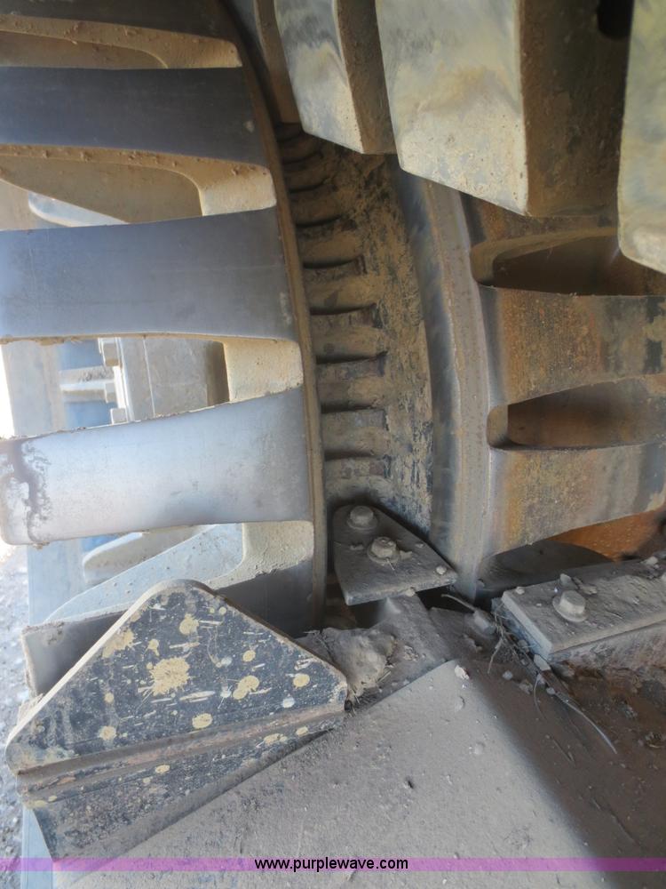 image for item F6730 1998 Caterpillar Challenger 85E tractor