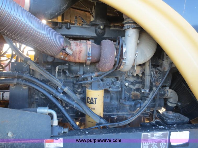 image for item F6730 1998 Caterpillar Challenger 85E tractor