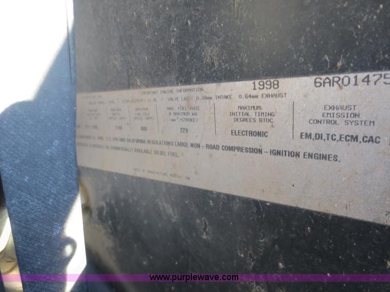 image for item F6730 1998 Caterpillar Challenger 85E tractor