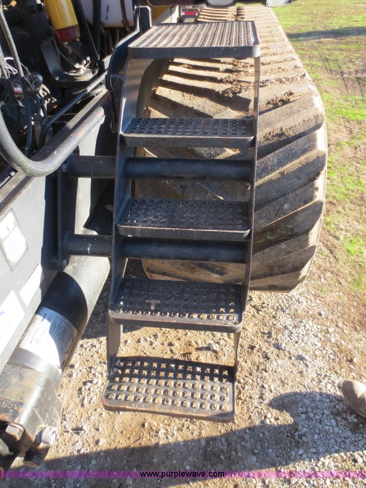 image for item F6730 1998 Caterpillar Challenger 85E tractor