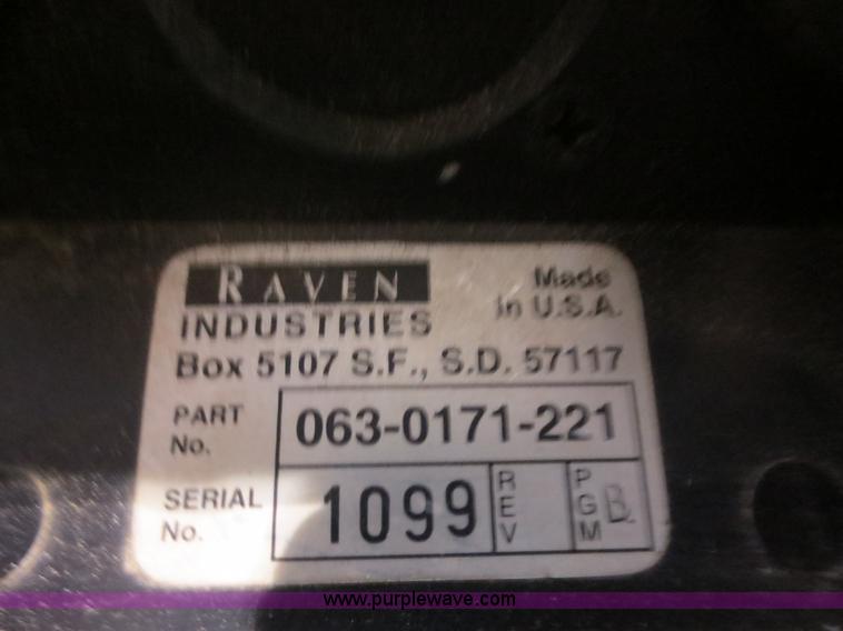 image for item F6733 Raven SCS 660 sprayer controller