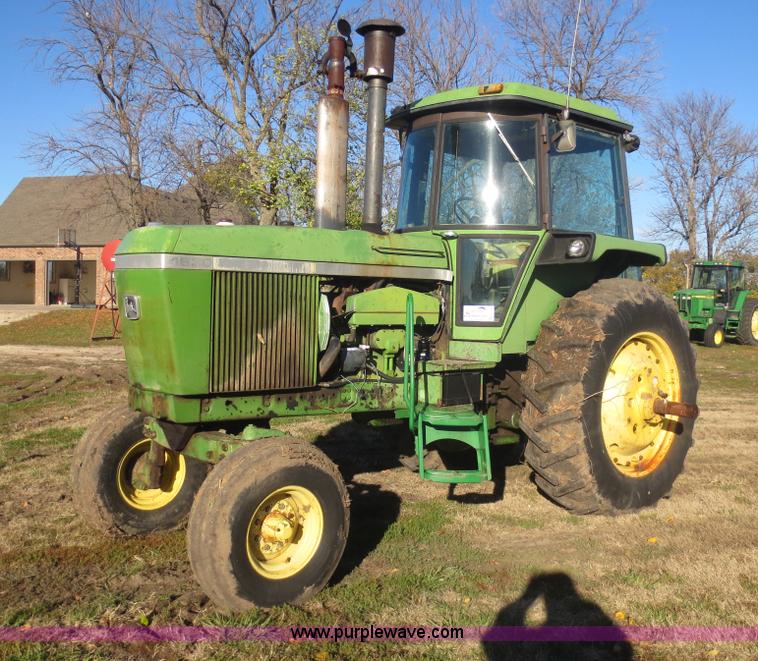image for item F6740 1974 John Deere 4630 tractor
