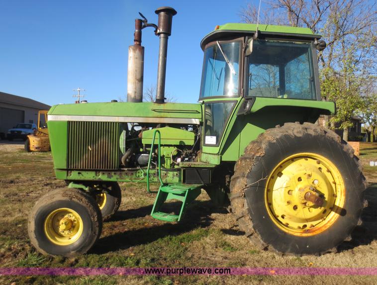 image for item F6740 1974 John Deere 4630 tractor