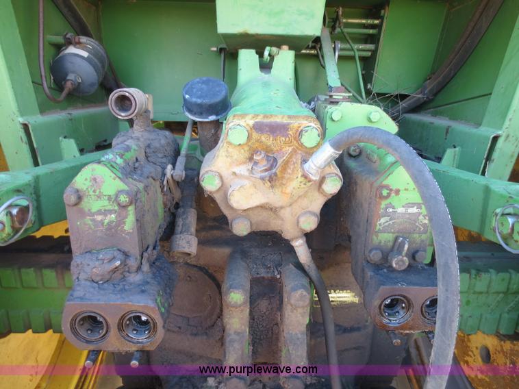 image for item F6740 1974 John Deere 4630 tractor
