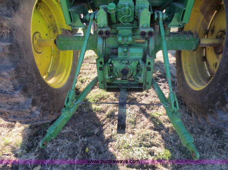 image for item F6741 1975 John Deere 4430 tractor