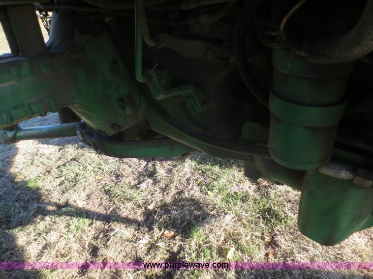 image for item F6741 1975 John Deere 4430 tractor