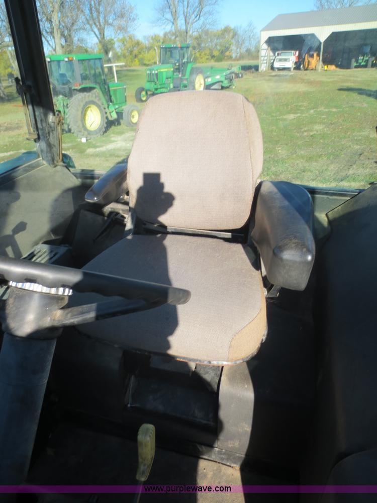 image for item F6741 1975 John Deere 4430 tractor