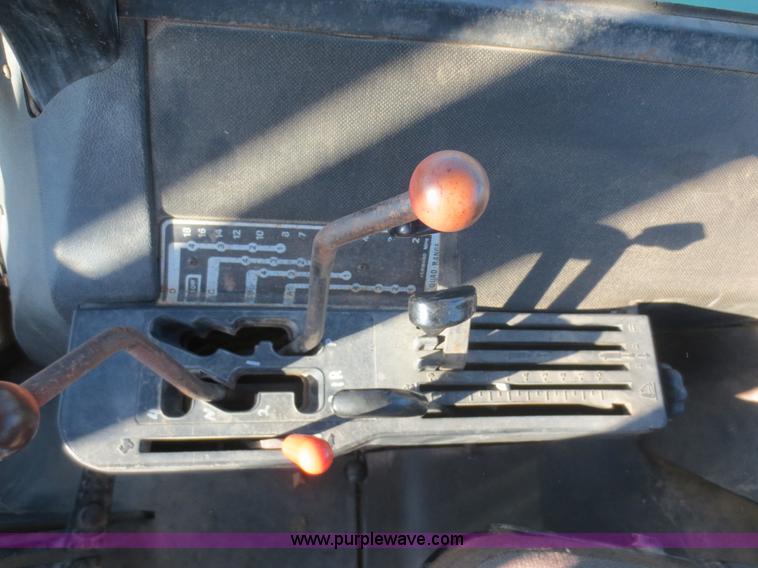 image for item F6741 1975 John Deere 4430 tractor