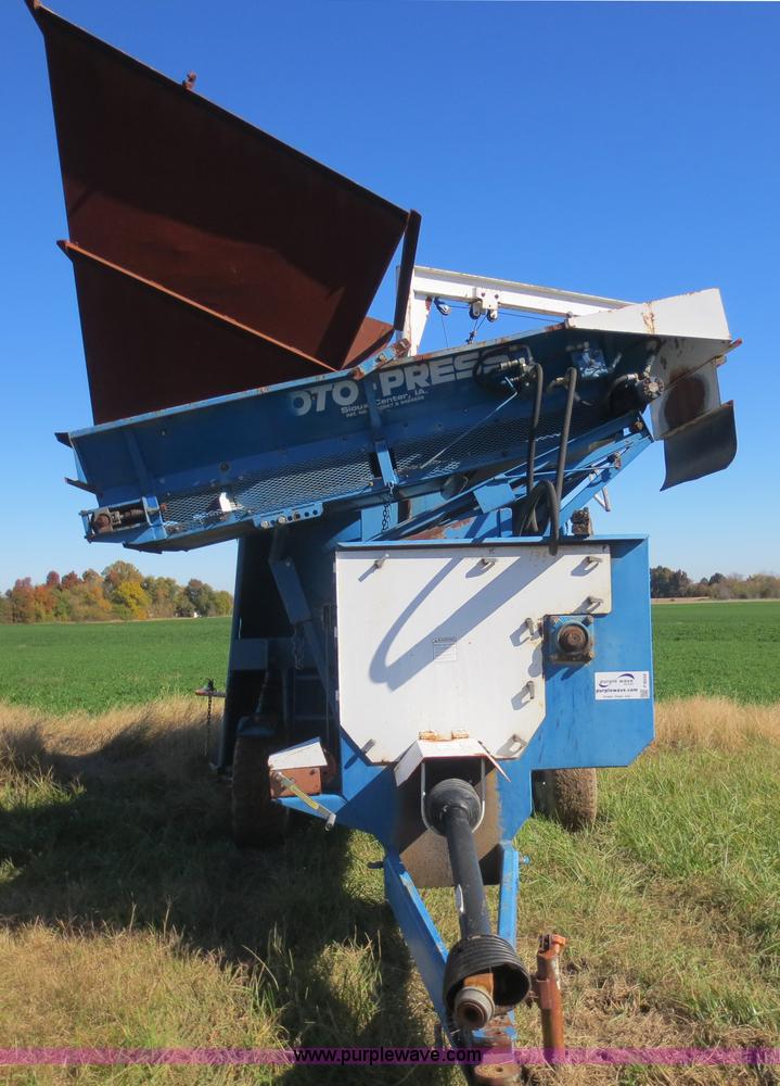image for item F8034 Roto-Press silage bagger