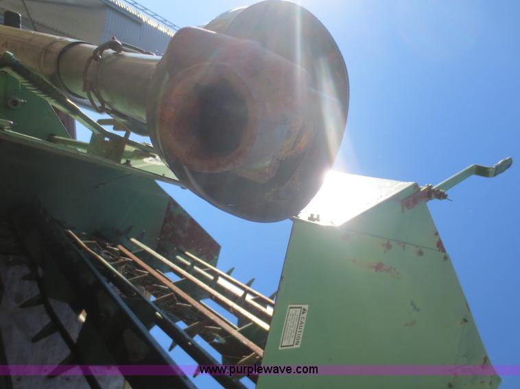 image for item F8044 Badger silage feeder