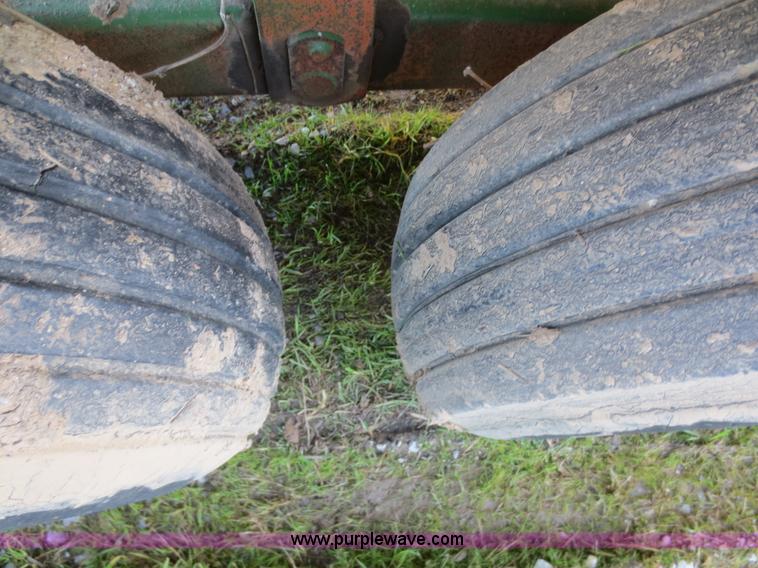 image for item F8044 Badger silage feeder