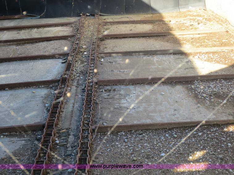 image for item F8044 Badger silage feeder