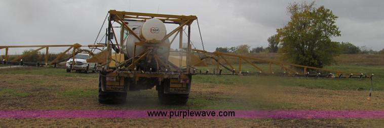 image for item G2161 1996 Ag-Chem TerraGator 1803 self-propelled sprayer floater