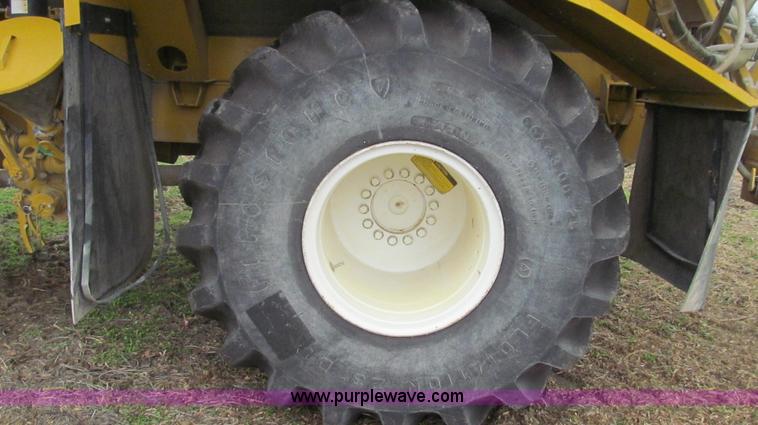 image for item G2161 1996 Ag-Chem TerraGator 1803 self-propelled sprayer floater