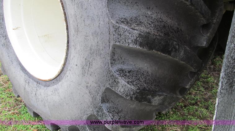 image for item G2161 1996 Ag-Chem TerraGator 1803 self-propelled sprayer floater