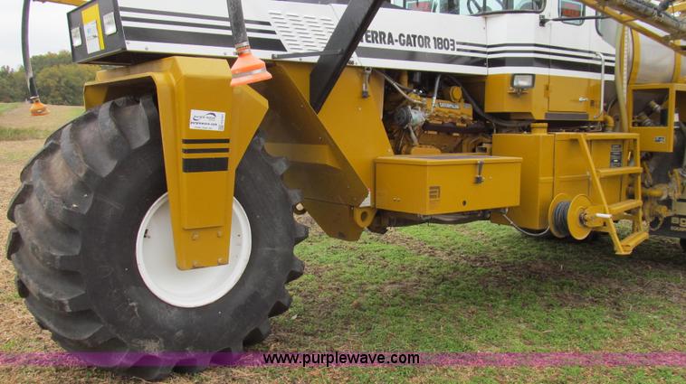 image for item G2161 1996 Ag-Chem TerraGator 1803 self-propelled sprayer floater