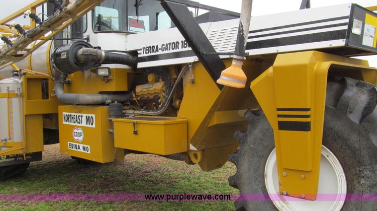 image for item G2161 1996 Ag-Chem TerraGator 1803 self-propelled sprayer floater
