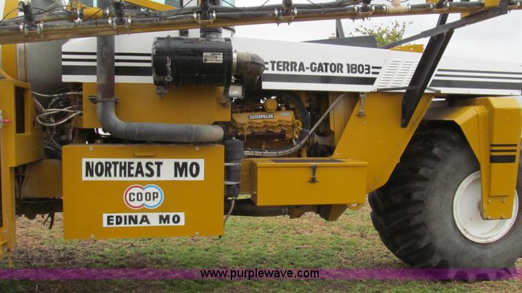 image for item G2161 1996 Ag-Chem TerraGator 1803 self-propelled sprayer floater