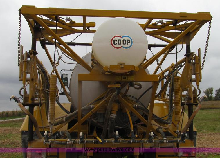 image for item G2161 1996 Ag-Chem TerraGator 1803 self-propelled sprayer floater