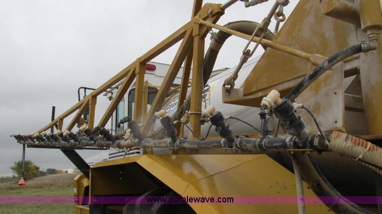 image for item G2161 1996 Ag-Chem TerraGator 1803 self-propelled sprayer floater