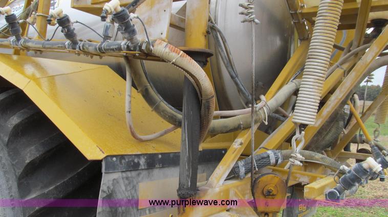 image for item G2161 1996 Ag-Chem TerraGator 1803 self-propelled sprayer floater