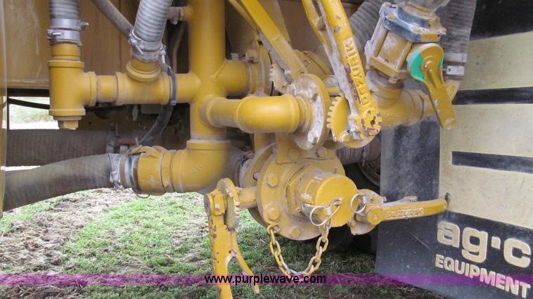 image for item G2161 1996 Ag-Chem TerraGator 1803 self-propelled sprayer floater