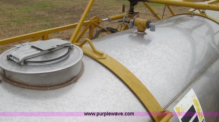 image for item G2161 1996 Ag-Chem TerraGator 1803 self-propelled sprayer floater