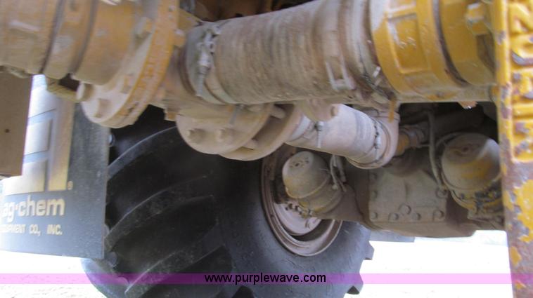 image for item G2161 1996 Ag-Chem TerraGator 1803 self-propelled sprayer floater