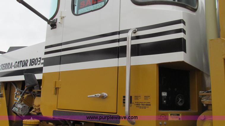 image for item G2161 1996 Ag-Chem TerraGator 1803 self-propelled sprayer floater