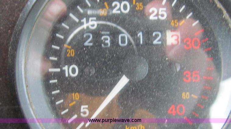 image for item G2161 1996 Ag-Chem TerraGator 1803 self-propelled sprayer floater