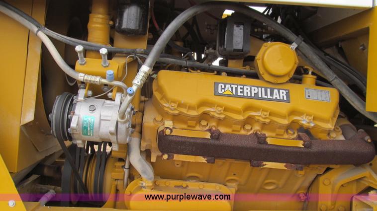 image for item G2161 1996 Ag-Chem TerraGator 1803 self-propelled sprayer floater