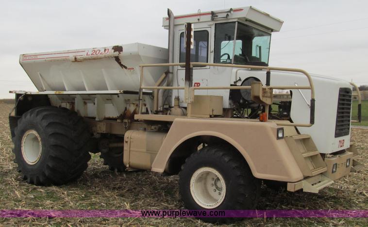 image for item G2176 1993 Tyler 4275 dry fertilizer spreader truck