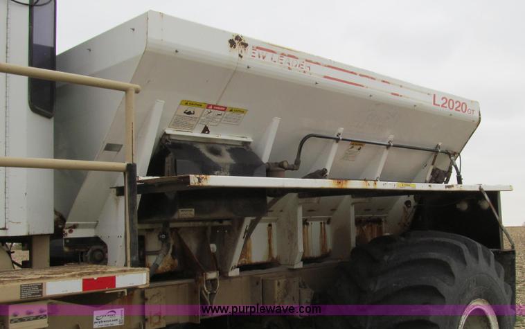 image for item G2176 1993 Tyler 4275 dry fertilizer spreader truck