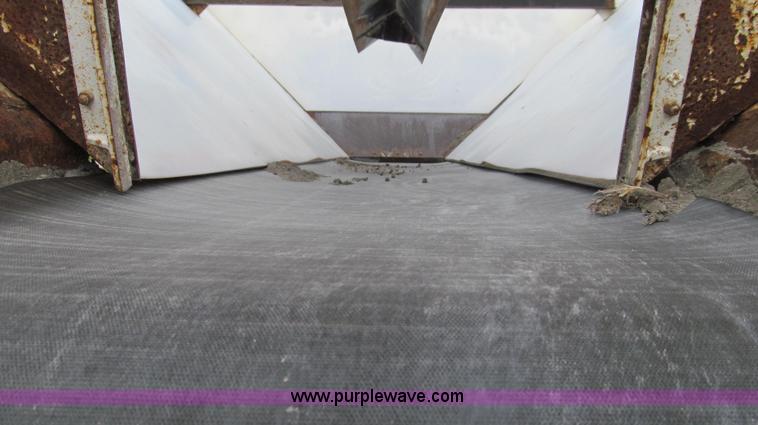 image for item G2176 1993 Tyler 4275 dry fertilizer spreader truck