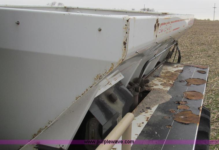 image for item G2176 1993 Tyler 4275 dry fertilizer spreader truck