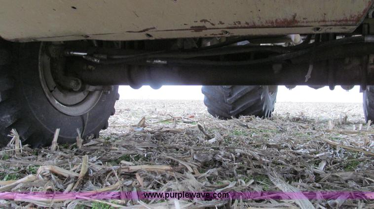 image for item G2176 1993 Tyler 4275 dry fertilizer spreader truck