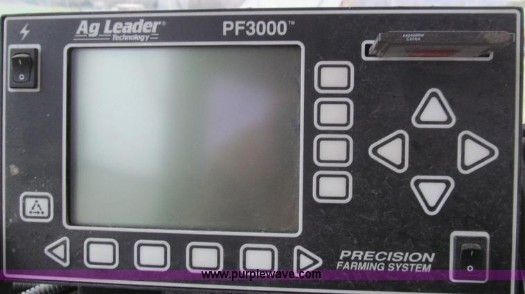 image for item G2176 1993 Tyler 4275 dry fertilizer spreader truck