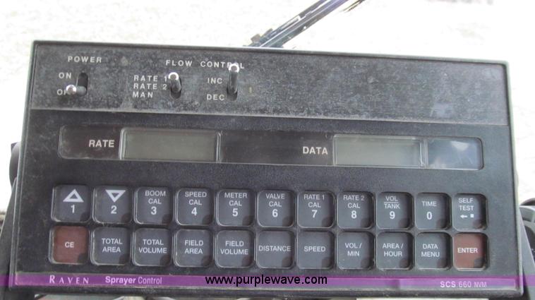 image for item G2176 1993 Tyler 4275 dry fertilizer spreader truck