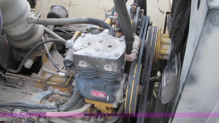 image for item G2176 1993 Tyler 4275 dry fertilizer spreader truck