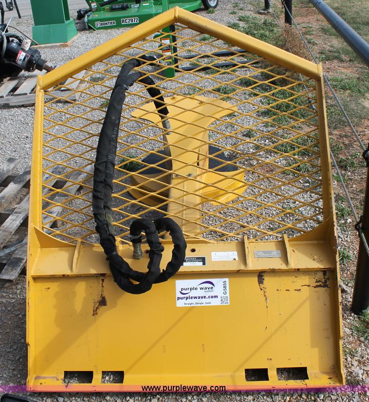 image for item G5855 2008 Dougherty DFM28 turbo saw skid steer attachment