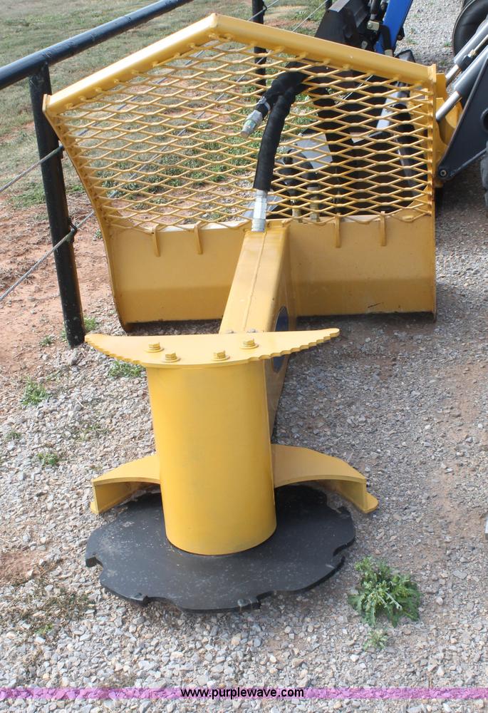 image for item G5855 2008 Dougherty DFM28 turbo saw skid steer attachment