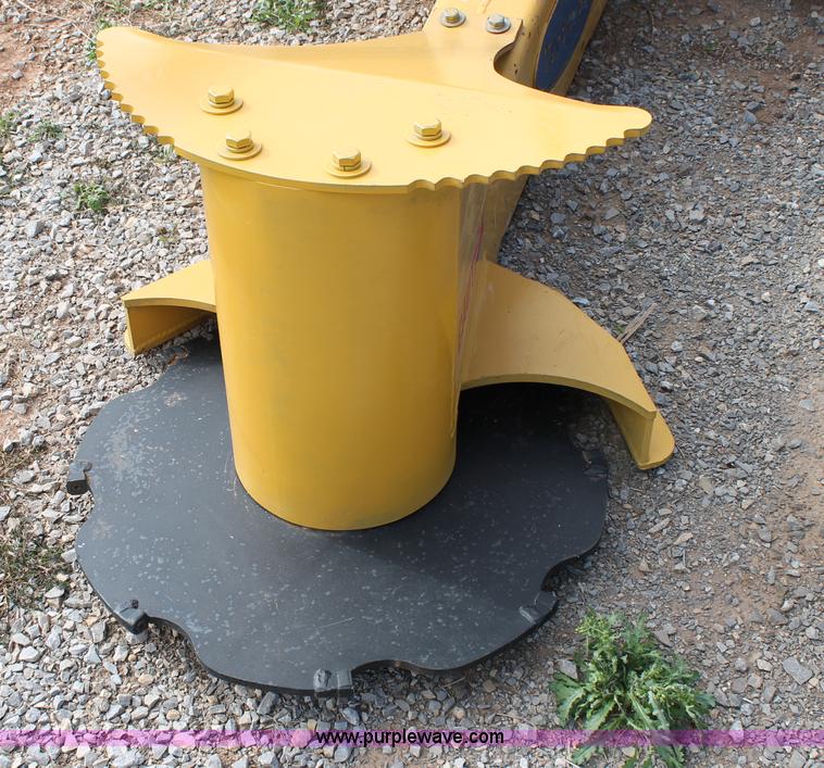 image for item G5855 2008 Dougherty DFM28 turbo saw skid steer attachment