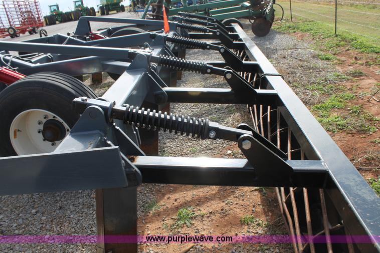 image for item G5856 2011 Laney 2013ST ripper plow