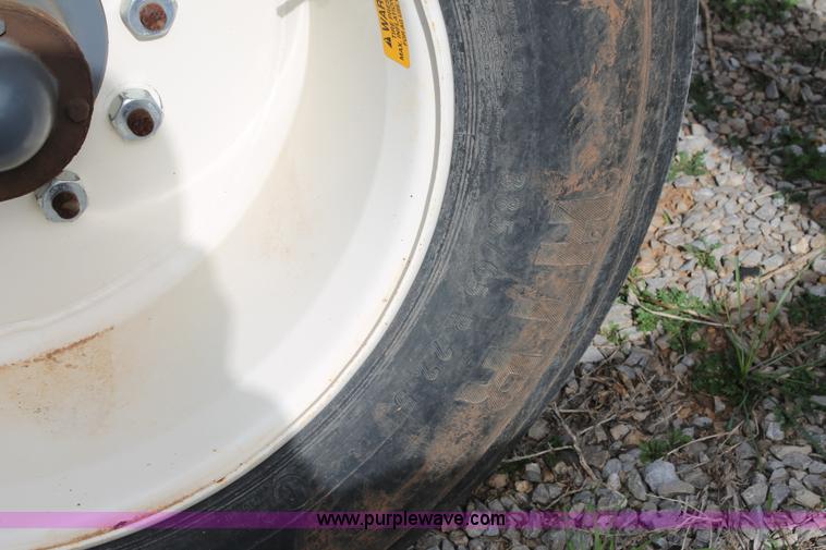 image for item G5856 2011 Laney 2013ST ripper plow